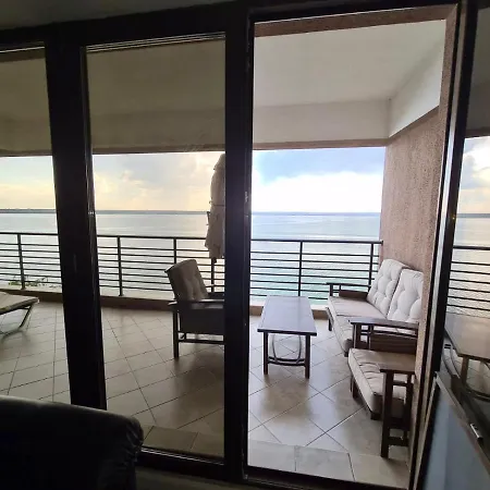 Amazing View Apartment *