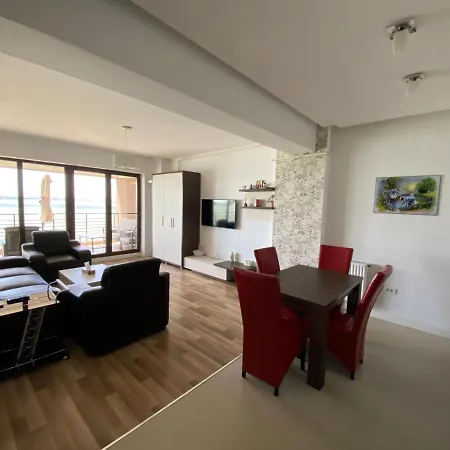 Amazing View Apartment